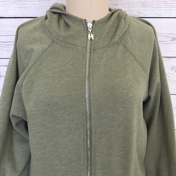 Victoria Secret Heart Hoodie - Picture 3 of 11